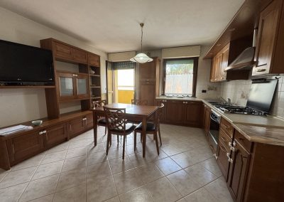 Vendesi Bicamere a Prata (A 279)
